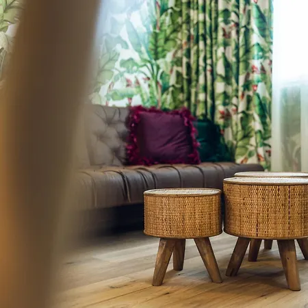 Loom Bed and breakfast