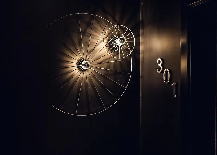 فندق مبيت وإفطار Loom بولزانو